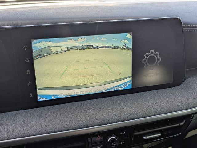 Used 2025 Nissan Kicks SV FWD image 22