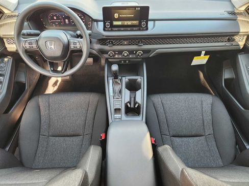 Used 2025 Honda Accord LX image 24