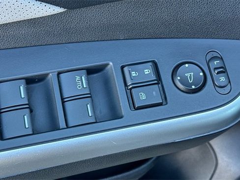 Used 2015 Honda CR-V EX-L image 12