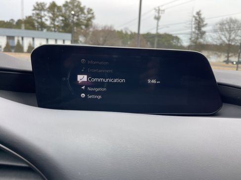 Used 2023 MAZDA MAZDA3 s image 9