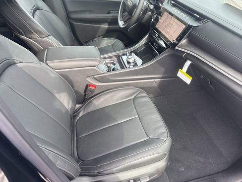 New 2026 Jeep Grand Cherokee Limited image 43