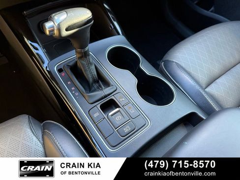 Used 2019 Kia Sorento SX image 21