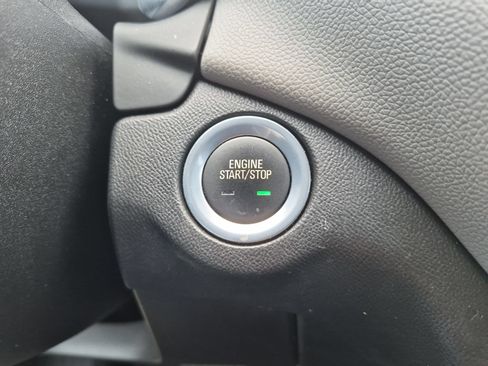 Certified 2019 Chevrolet Equinox LT AWD/4WD image 17
