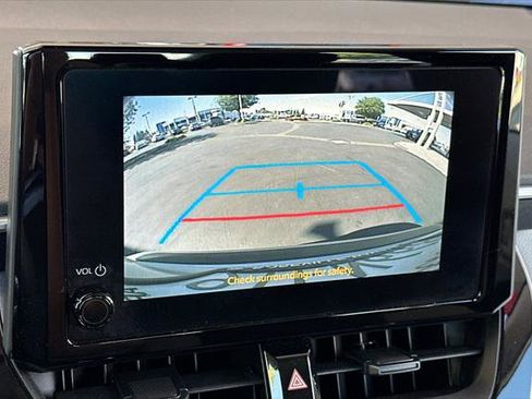 Certified 2025 Toyota Corolla LE image 20