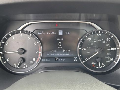 Used 2024 Nissan Titan Platinum Reserve w/ Moonroof Package image 14