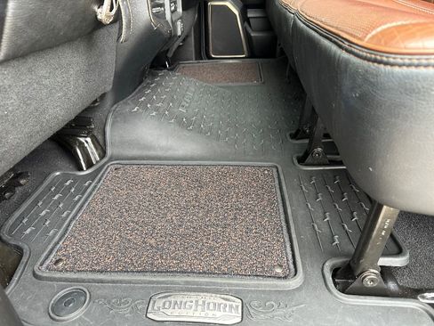 Used 2019 RAM 3500 Limited image 32