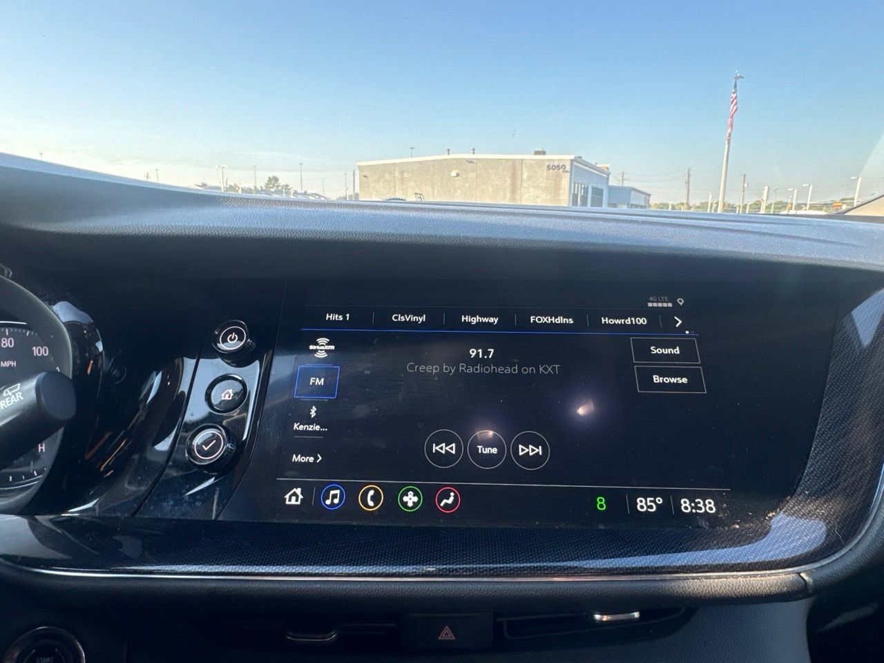 Used 2023 Buick Envision Essence FWD image 40