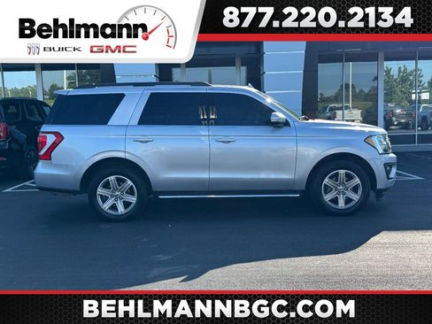Used 2019 Ford Expedition XLT w/ Equipment Group 202A AWD/4WD image 1