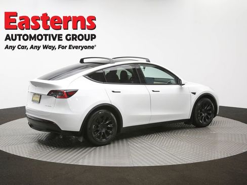 Used 2021 Tesla Model Y Long Range image 39