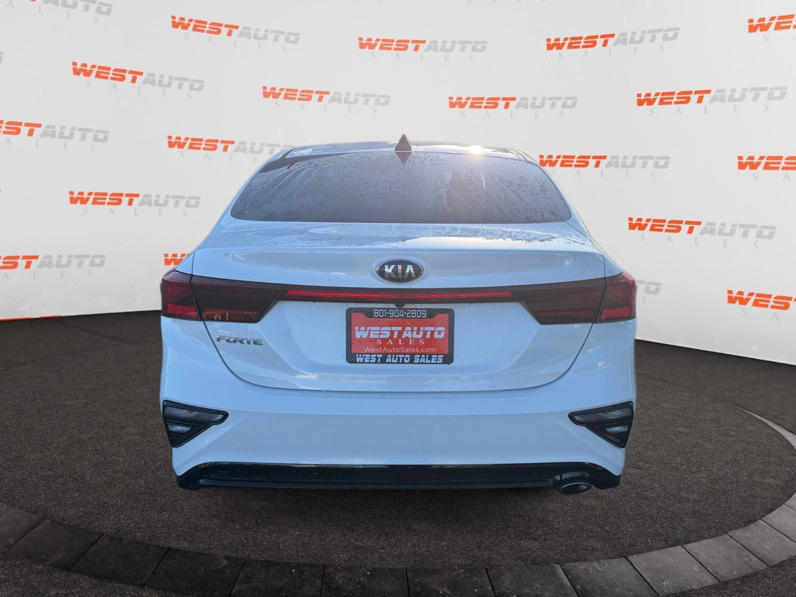 Used 2021 Kia Forte LXS FWD image 4