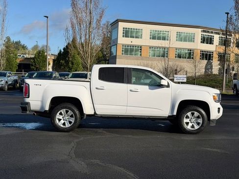 Used 2016 GMC Canyon SLE image 2