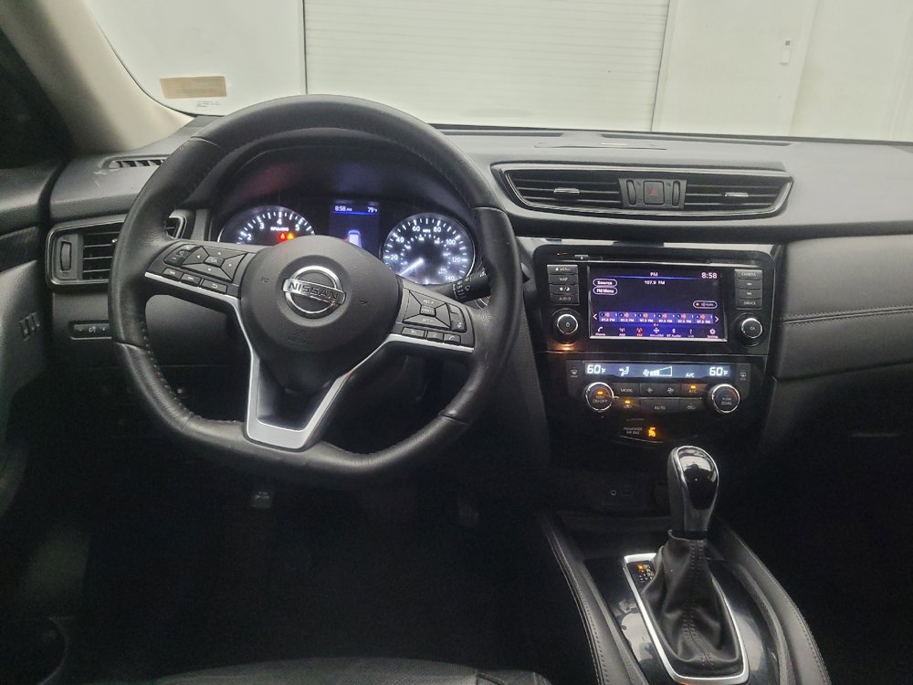 Used 2018 Nissan Rogue SL FWD image 22
