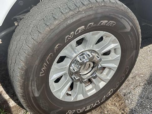 Used 2021 Ford F250 XL w/ STX Appearance Package AWD/4WD image 6