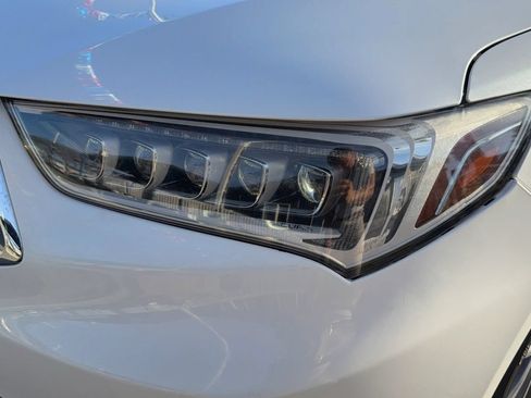 Used 2019 Acura TLX FWD image 12