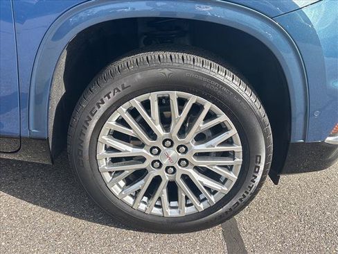 Certified 2024 GMC Acadia Denali w/ Super Cruise Package FWD image 24