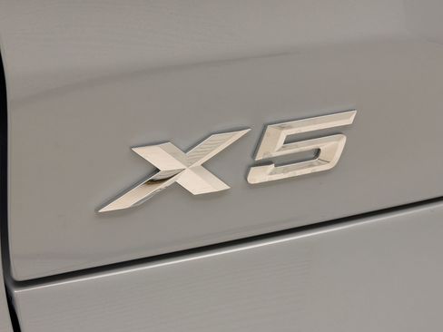 New 2026 BMW X5 sDrive40i w/ M Sport Package image 10