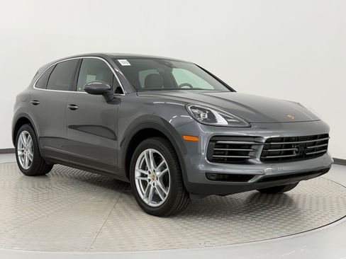 Certified 2023 Porsche Cayenne AWD/4WD image 7