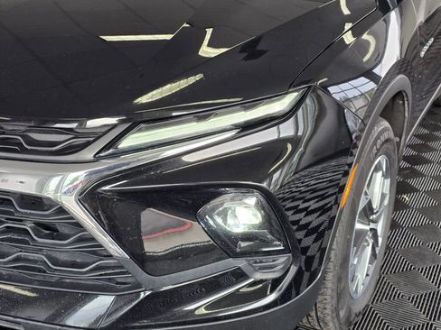 Used 2025 Chevrolet Blazer LT image 11