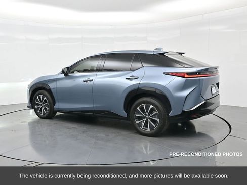 Used 2023 Lexus RZ 450e Premium image 9
