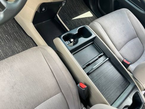 Used 2021 Honda Odyssey EX image 19