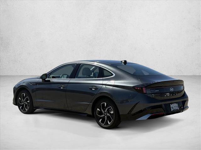 Used 2024 Hyundai Sonata SEL FWD image 12