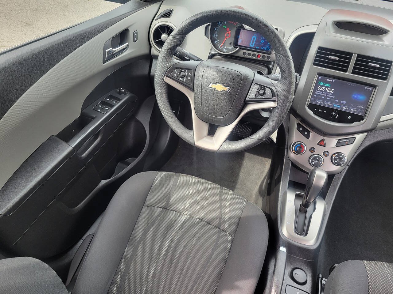 Used 2016 Chevrolet Sonic LT w/ Driver Confidence Package FWD image 24