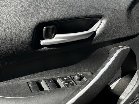 Used 2022 Toyota Corolla SE image 21