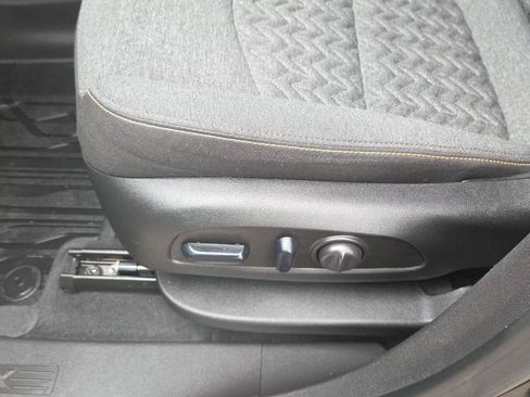 Used 2024 Chevrolet Equinox LT w/ LPO, Floor Liner Package AWD/4WD image 15