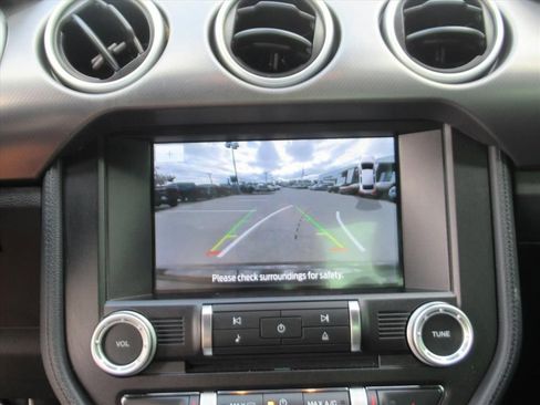 Used 2021 Ford Mustang GT Premium w/ Equipment Group 401A image 21