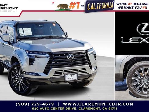 Used 2025 Lexus GX 550 w/ Cold Area Package AWD/4WD image 1