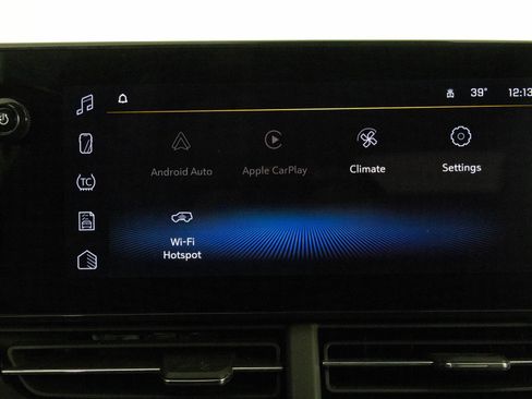 Used 2024 Chevrolet Trax LT w/ Driver Confidence Package image 22