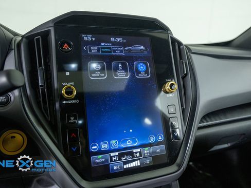 Used 2025 Subaru Crosstrek 2.5i Sport AWD/4WD image 19