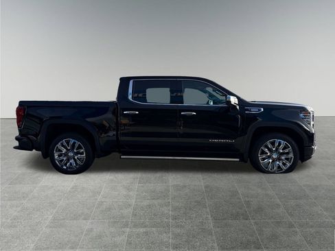 Used 2024 GMC Sierra 1500 Denali image 7