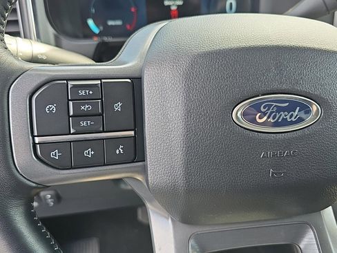 Used 2024 Ford F250 Lariat image 25
