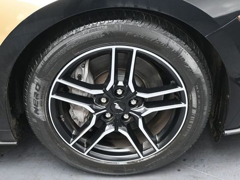 Used 2020 Ford Mustang GT image 30