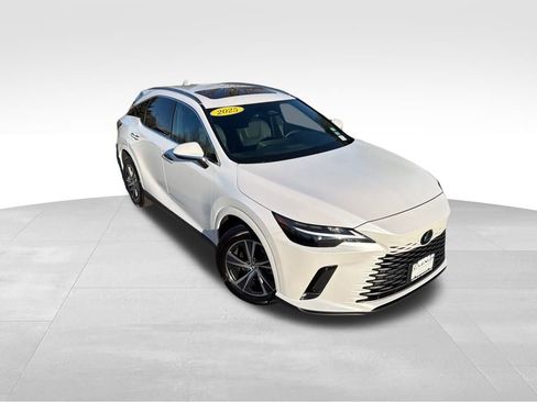 Used 2025 Lexus RX 350 Premium image 3
