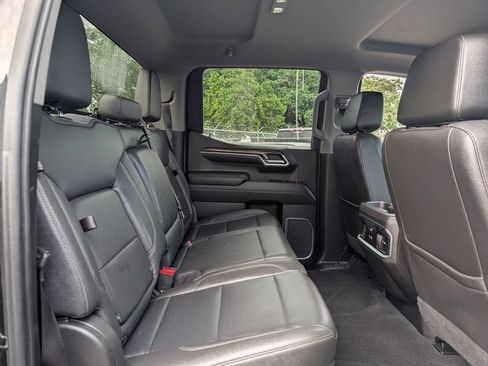 Used 2023 Chevrolet Silverado 1500 LTZ AWD/4WD image 28