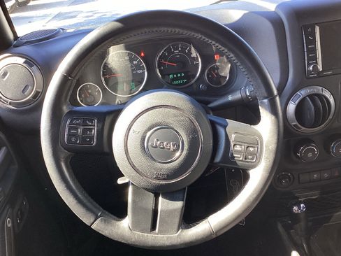 Used 2017 Jeep Wrangler Unlimited Sport w/ Quick Order Package 24S image 18