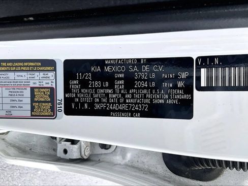 Used 2024 Kia Forte LXS FWD image 3