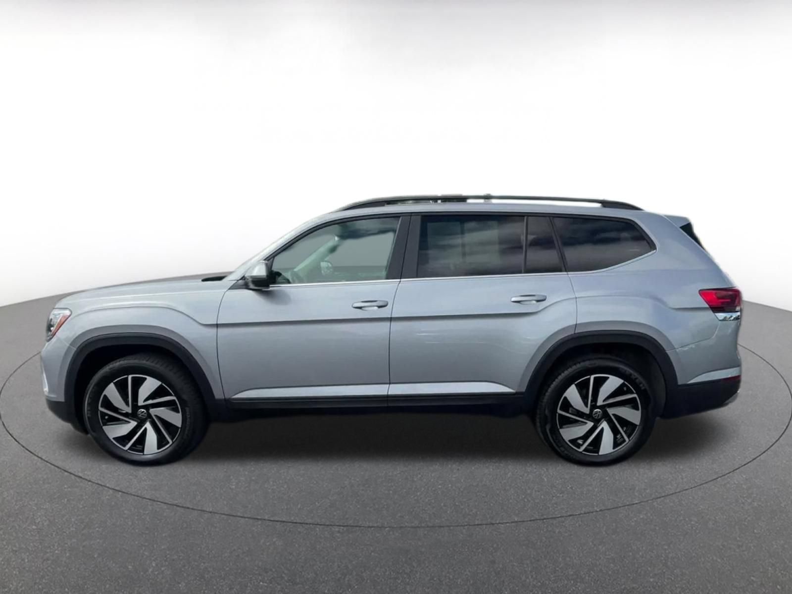Used 2026 Volkswagen Atlas SE AWD/4WD image 8