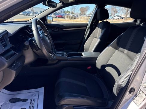 Used 2021 Honda Civic Sport image 13