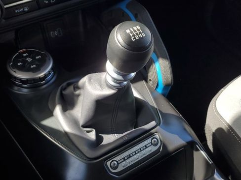 Certified 2024 Ford Bronco Black Diamond w/ Sasquatch Package image 31