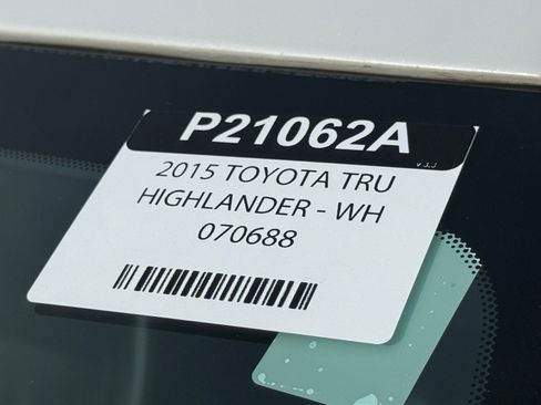 Used 2015 Toyota Highlander Limited image 7