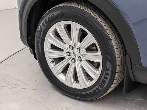 Certified 2021 Ford Explorer Limited image 6