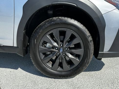 Certified 2025 Subaru Outback Onyx Edition w/ Popular Package #2 AWD/4WD image 34