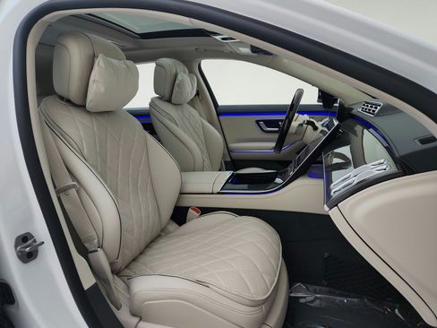 Certified 2025 Mercedes-Benz S 580 4MATIC Sedan image 20