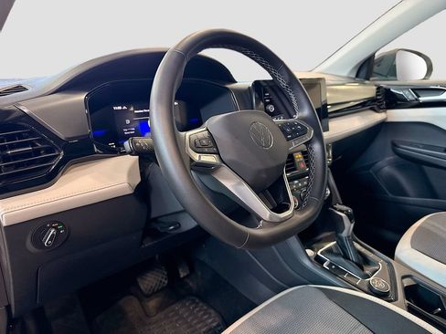 Certified 2025 Volkswagen Taos S AWD/4WD image 9