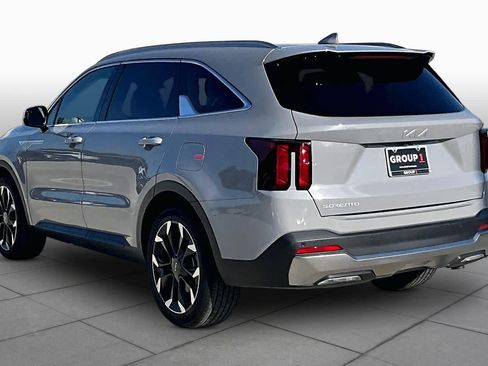 Certified 2026 Kia Sorento EX w/ EX Premium Package FWD image 11