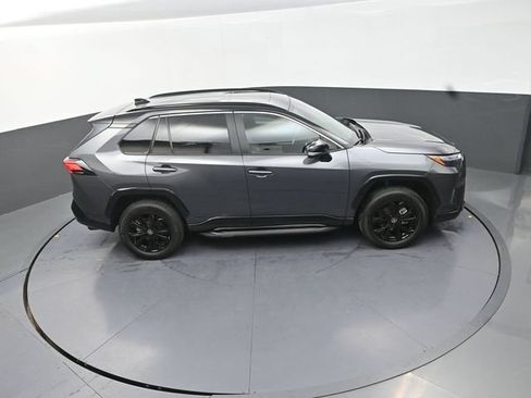 Used 2025 Toyota RAV4 XSE w/ Weather Package AWD/4WD image 30