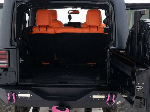 Used 2015 Jeep Wrangler Unlimited Sport w/ Quick Order Package 24S AWD/4WD image 79